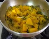 भोपळ्याची भाजी (Bhoplyachi Bhaji Recipe In Marathi) रेसिपी स्टेप 3 फोटो