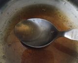 A picture of step 4 of Honey cupcakes.