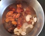 A picture of step 1 of Banana chikoo smoothi.
