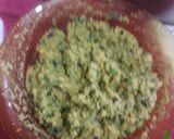 A picture of step 2 of Kunde Bhajia.