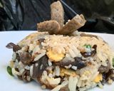 Foto langkah ke 4 dari resep Nasi Goreng Jamur Kuping.