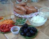 Foto del paso 1 de la receta: Longaniza en salsa con frutos secos