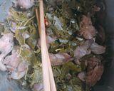 Hình bước làm 5 của món Lòng gà xào lá giang