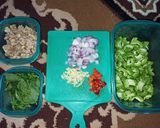 Foto langkah ke 1 dari resep Tumis Pare Oncom.