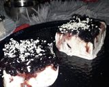 A picture of step 6 of Blueberry jam Ice cream burfi.