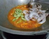 Foto langkah ke 6 dari resep Asam Manis Udang Wortel dan Buncis.