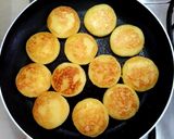 รูปขั้นตอนการทำที่ 2 ของ เค้กข้าวเหนียวมันฝรั่ง (น้ำผึ้ง/อัลมอนด์) Potato Sticky Rice Cake (Honey/Almond)
