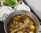 A picture of step 2 of Mi Quang Chicken Drumstick Noodles.