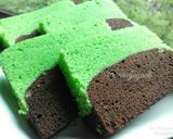 Foto langkah ke 9 dari resep Bolu Coklat Pandan.