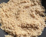 A picture of step 4 of Sooji Halwa.
