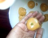 A picture of step 4 of Besan Ladoo.