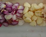 Foto langkah ke 4 dari resep Tumis Bunga Turi Buah Naga Sere Lemo.