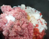 Foto del paso 2 de la receta: Molida de puerco entomatada
