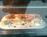 A picture of step 5 of Pizza Muffins.
