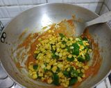 A picture of step 5 of Corn Capsicum Masala.