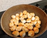 Hình bước làm 1 của món Chả Cá Xào Thập Cẩm