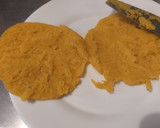Foto del paso 4 de la receta: Arepa🍄rellena🥯de champiñones🥙salteados🧀y queso🧆