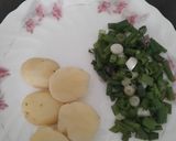 A picture of step 1 of Leek Sandwich.