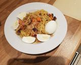 A picture of step 2 of Spaghetti with eggs.