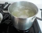 Foto del paso 5 de la receta: Pastel de bacalao y patatas gratinado al horno