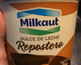 Foto del paso 1 de la receta: Galletas rellenas de dulce de leche y rebozado de coco 🥥😋
