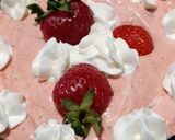 Epres, tejszínhabos, rakott babapiskóta recept fázis 7 fotója