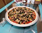 صورة لخطوة 8 من وصفة 🍕 بيتزا الفخامة محشوة الاطراف 🍕