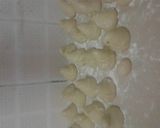 A picture of step 5 of Soft layered chapati.