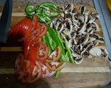 Foto del paso 1 de la receta: Tostadas de carne molida y champiñones