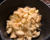 A picture of step 1 of Apple sauce (Filling for mini apple pie).