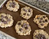 Foto del paso 2 de la receta: Galletas de avena con chips saludables