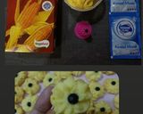 Foto langkah ke 1 dari resep Kue Semprit 3 bahan, no Mixer, No oven.