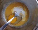 Foto langkah ke 1 dari resep Egg Sandwich Meleleh.