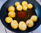 A picture of step 2 of Sweet Soy Sauce New Potato.