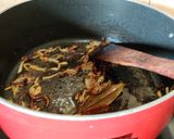A picture of step 9 of Zafrani Pulao.