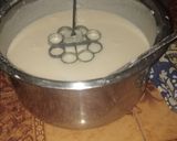 A picture of step 5 of Flower Chakli achumuruku.