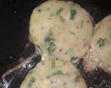 A picture of step 9 of Capsicum and chicken pulao with potato kabab platter.