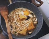 A picture of step 6 of Chinese Noodle Soup.