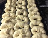 Foto del paso 7 de la receta: Medialunas saladas con falso hojaldre sin huevo sin manteca