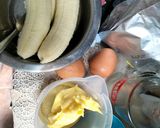 Foto langkah ke 1 dari resep Marble Banana Cake.
