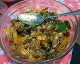 Foto langkah ke 6 dari resep Tumis kerang bumbu kuning cabe ijo.