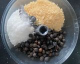 Hình bước làm 2 của món Gà nướng tiêu rừng
