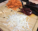 Foto del paso 1 de la receta: Guisado de Zanahoria y Pollo picosito 🥕