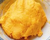 A picture of step 2 of Fried Sweet Potato Balls with Cheese.