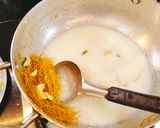 A picture of step 2 of Vermicelli Nuts kheer 😋.