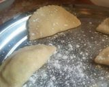 صورة لخطوة 2 من وصفة سمبوسك بالجبنة