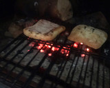 Foto del paso 1 de la receta: Bocadillo de Blanc i negre (morcilla y longanizas)