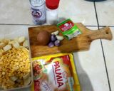 Foto langkah ke 1 dari resep Cream soup kentang jagung anak kost.