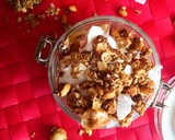 Foto del paso 1 de la receta: Vasitos de granola, yogur y nectarina
