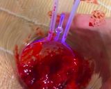 Foto langkah ke 3 dari resep Korean Strawberry Milk.